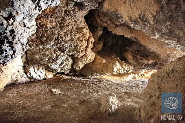 Kara-Koyun Cave, Talas